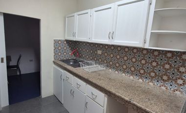 Departamento Semiamoblado en Alquiler cerca del San Marino, 2 Habitaciones, 1 Baño, Balcón, Norte de Guayaquil.