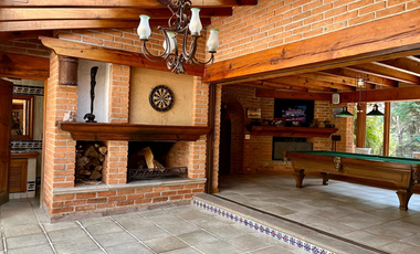 CASA EN RENTA EN AVÁNDARO, EL CLASICO AMBIENTE DE VALLE EN TODO SU ESPLENDOR