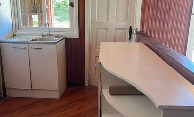 Venta acogedora casa 2D1B con gran patio en sector Las Mariposas, Chillán