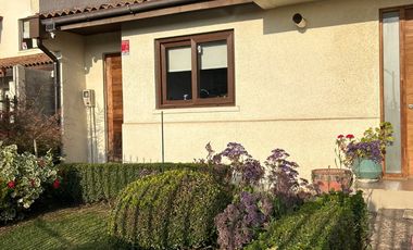 ARRIENDO ACOGEDORA CASA EN SECTOR EL POLO DE MACHALI