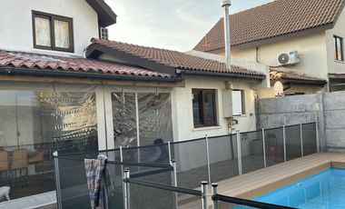 ARRIENDO ACOGEDORA CASA EN SECTOR EL POLO DE MACHALI
