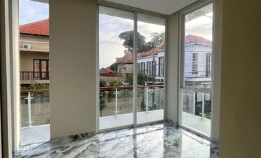 Villa Sanur Bangunan Baru 5 Menit Ke Pantai Sanur