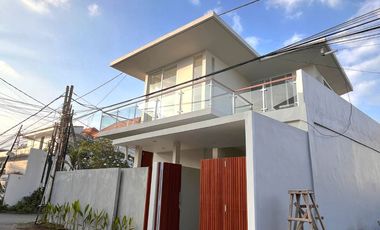 Villa Sanur Bangunan Baru 5 Menit Ke Pantai Sanur