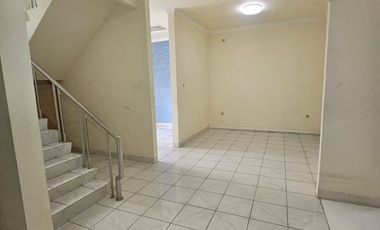 Jual DIbawah Harga NJOP Rumah Besar 2,5 Lantai di Villa Melati Mas, LT 312 m² LB ±500 m², Hanya Rp 2,9 M