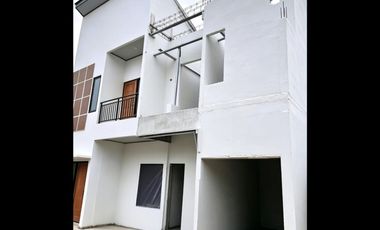 2 Hunian New Free All Biaya/DP Min 0% Dekat LRT Harjamukti Depok