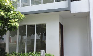Town House Puri Mansion Mewah Furnish 2.5 Lantai Jakarta Barat