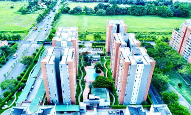 SE VENDE 1 PISO PARQUEADERO PROPIO PORTAL DE ALAMEDA