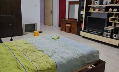 Dijual atau Disewakan  Ruko Adiyaksa Baru  5 X 19,25 Lantai 2 &3 ukr 5X22 3 Lantai Listrik 3.500 Sewa RP. 110 JT Perthn Minimal 2 th Jual Rp. 4 M Nego