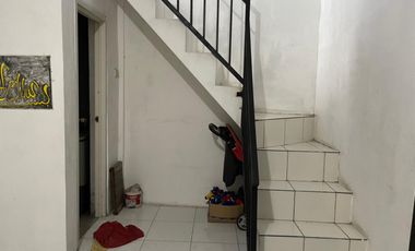 Rumah Plus Kontrakan 6 Pintu, Harga Murah, Dijual Cepat di Limo - Cinere, Depok