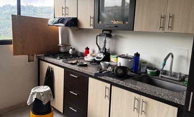 SE VENDE CASA CON SOLAR EN EL DESCHACHE VILLAMARÍA
