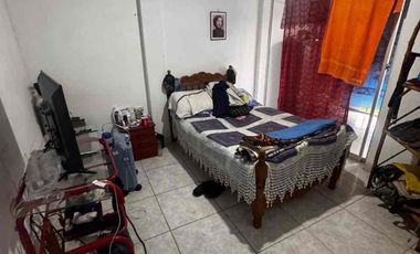 SE VENDE CASA CON SOLAR EN EL DESCHACHE VILLAMARÍA