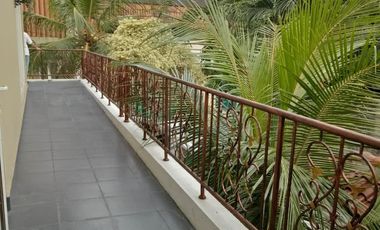 DISEWAKAN RUMAH MEWAH POSISI HOOK DI KAYU MAS TENGAH JAKARTA TIMUR