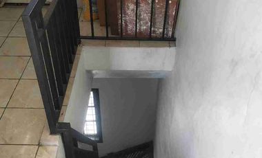 Disewakan Ruko Gandeng di Jalan Utama Bekasi Timur