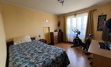 Amplia casa familiar en venta, Sector Tomé Alto.