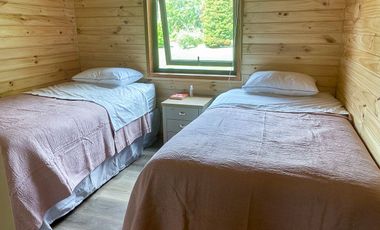 ARRIENDO DE VERANO · CASA PARA 15 PERSONAS DE ALTO LUJO EN EXCLUSIVO CONDOMINIO CON PLAYA PRIVADA · LAGO RANCO
