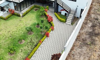 QUINTA EN YUNGUILLA
