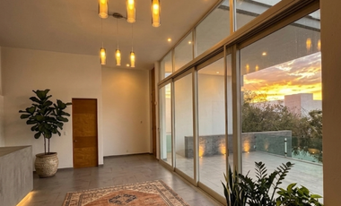 VERTICAL HOUSE