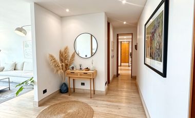 Exclusivo Departamento Remodelado en Lo Curro con Piscina Privada y Vista Panorámica