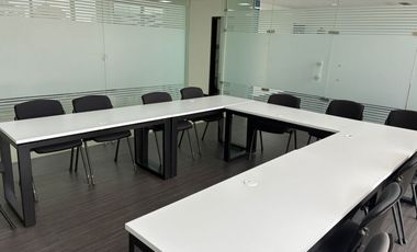 Hermosa oficina en la 72 en arriendo