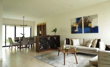 Casa en Venta en Condominio, con CASA CLUB en San Lorenzo Coacalco, Metepec, Estado de México