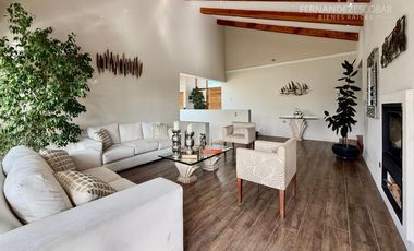 RINCONADA - VENDE CASA 4D 5B PISCINA - COND. LOS PLACERES