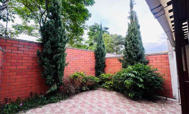 Alquilo Casa en conjunto