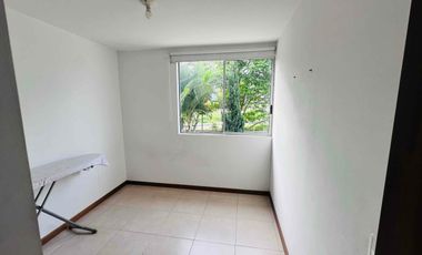Alquilo Casa en conjunto
