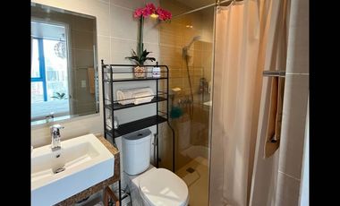 THREE CENTRAL 2 BEDROOM MAKATI