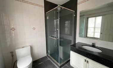 Baan Klang Krung Thonglor mid of Sukhumvit 55 Near BTS Thonglor . The best Location