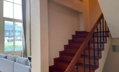 Baan Klang Krung Thonglor mid of Sukhumvit 55 Near BTS Thonglor . The best Location