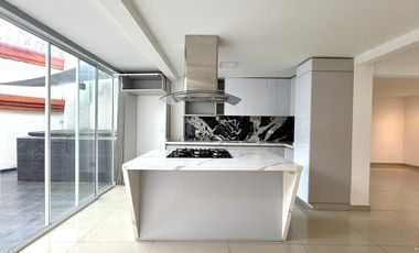 Extraordinaria casa remodelada de 152 m2, 3 Alcobas, 3 baños y estudio en Veracruz Conjunto Residencial. Tulipanes. Dosquebradas.
