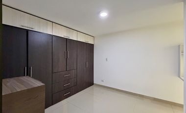 Extraordinaria casa remodelada de 152 m2, 3 Alcobas, 3 baños y estudio en Veracruz Conjunto Residencial. Tulipanes. Dosquebradas.