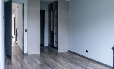 Oportunidad Única de Negocio Exclusiva Casa en Antawara Reservado