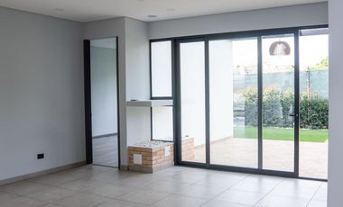 Oportunidad Única de Negocio Exclusiva Casa en Antawara Reservado