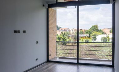 Oportunidad Única de Negocio Exclusiva Casa en Antawara Reservado