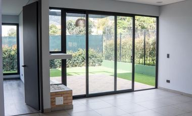 Oportunidad Única de Negocio Exclusiva Casa en Antawara Reservado
