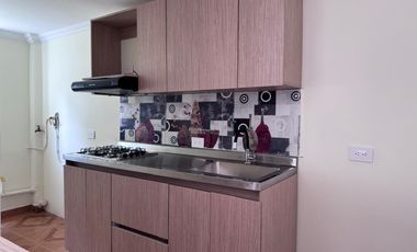 CONFORTABLE APARTAMENTO EN VENTA EN EL CARMELO, BELLO, CON VISTA A ZONA VERDE