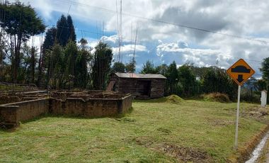 LOTE CON LICENCIA VEREDA YERBABUENA