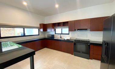 Casa en Renta 4 Recamaras en Senderos de Mayakoba Sur – Playa del Carmen