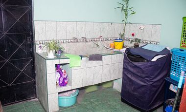 VENTA DE CASA EN AV. UNIVERSITARIA – COMAS