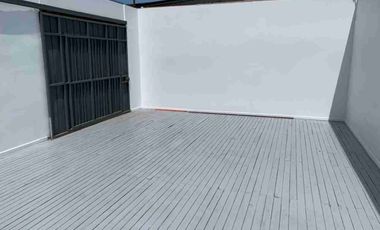 CASA PARA INVERSION Y UNA EXCELENTE UBICACION EN ALTO HOSPICIO.