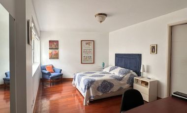 Venta - Dpto Exclusivo Frente a Parque - 2° Piso - 316 m² - Terraza Techada - 3 Dorm. - 3 Cocheras