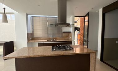 ARRIENDO CASA SECTOR LA NOVENA – CHIA