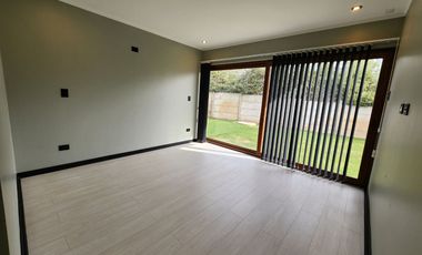 Se arrienda hermosa casa mediterranea en Mirador de Nogales, Machali