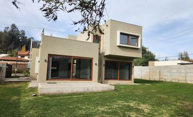 Se arrienda hermosa casa mediterranea en Mirador de Nogales, Machali