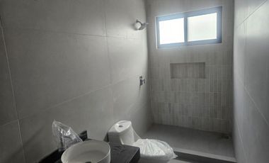 Casa con 191 m² Superficie de Terreno y 4 Recámaras en Venta, Privanzas del Campestre