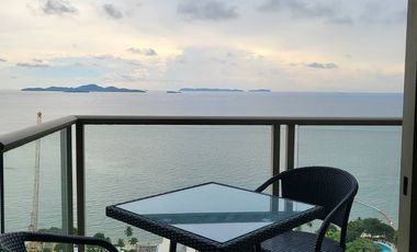 ให้เช่าคอนโดหรูวิวทะเล The Riviera Wongamat Beach Pattaya 1 Bedroom 45 Sq.m.  High Floor Walking Distance to the Beach Near Terminal 21 Pattaya