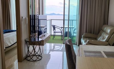 ให้เช่าคอนโดหรูวิวทะเล The Riviera Wongamat Beach Pattaya 1 Bedroom 45 Sq.m.  High Floor Walking Distance to the Beach Near Terminal 21 Pattaya