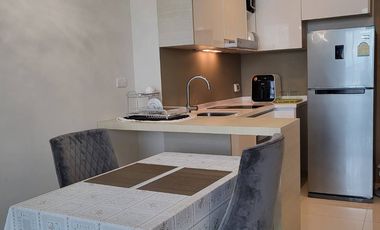 ให้เช่าคอนโดหรูวิวทะเล The Riviera Wongamat Beach Pattaya 1 Bedroom 45 Sq.m.  High Floor Walking Distance to the Beach Near Terminal 21 Pattaya