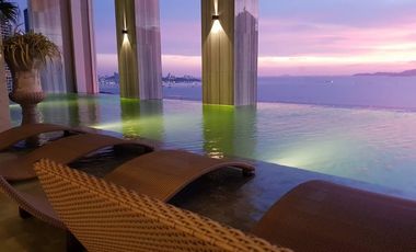 ให้เช่าคอนโดหรูวิวทะเล The Riviera Wongamat Beach Pattaya 1 Bedroom 45 Sq.m.  High Floor Walking Distance to the Beach Near Terminal 21 Pattaya